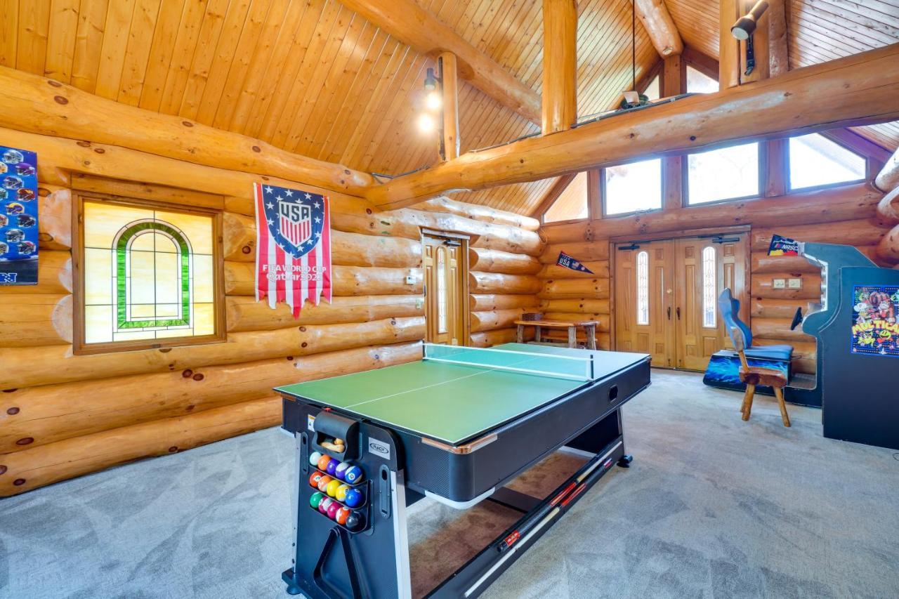 Lovely Gatlinburg Cabin With Private Hot Tub! Екстериор снимка