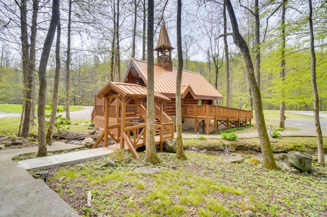 Lovely Gatlinburg Cabin With Private Hot Tub! Екстериор снимка